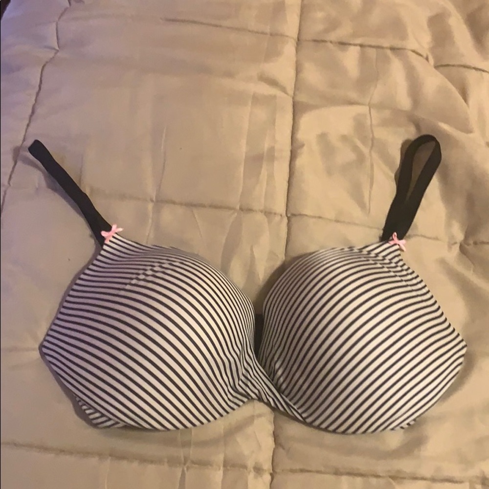VICTORIA SECRETS